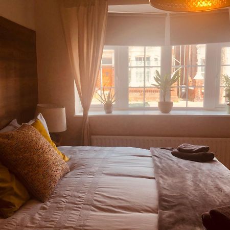 Maritime Pods Hotel Portsmouth Buitenkant foto